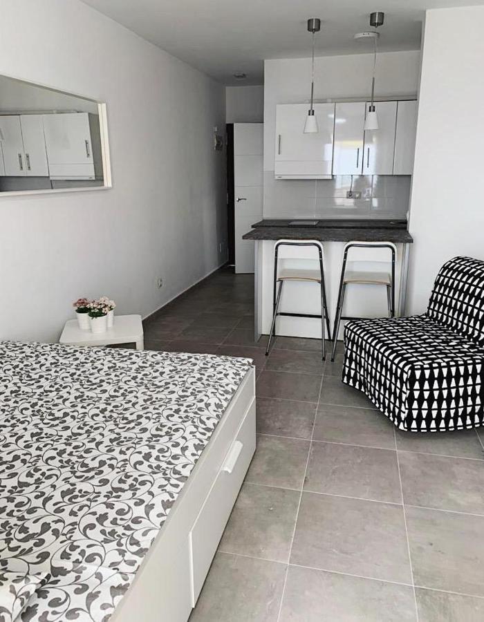 Апартаменты Studio With Sea Views In Торремолинос Экстерьер фото