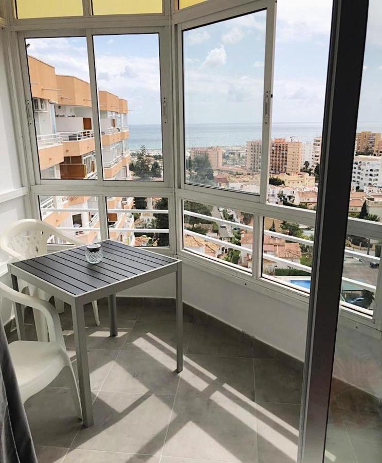 Апартаменты Studio With Sea Views In Торремолинос Экстерьер фото